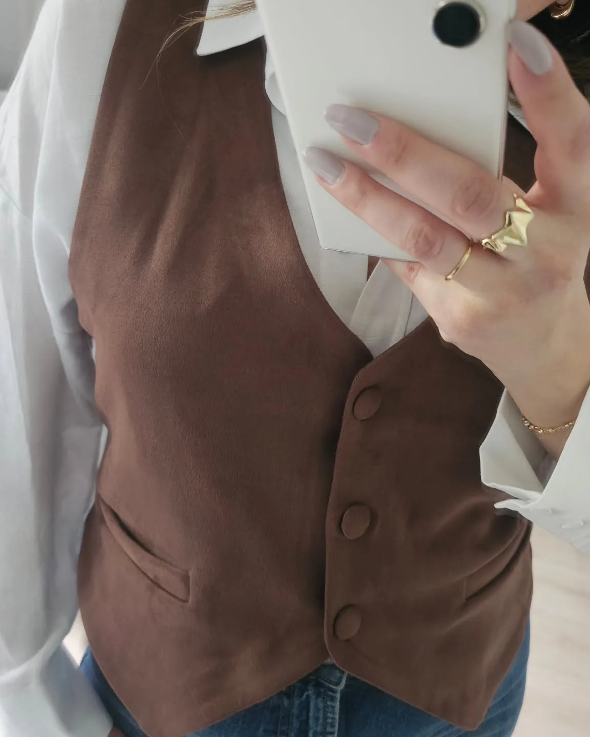 Sued Vest view 3