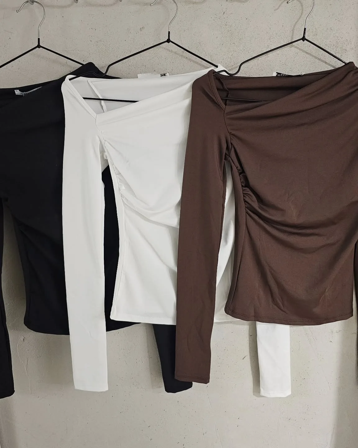 Offshoulder Long Sleeve Top view 4