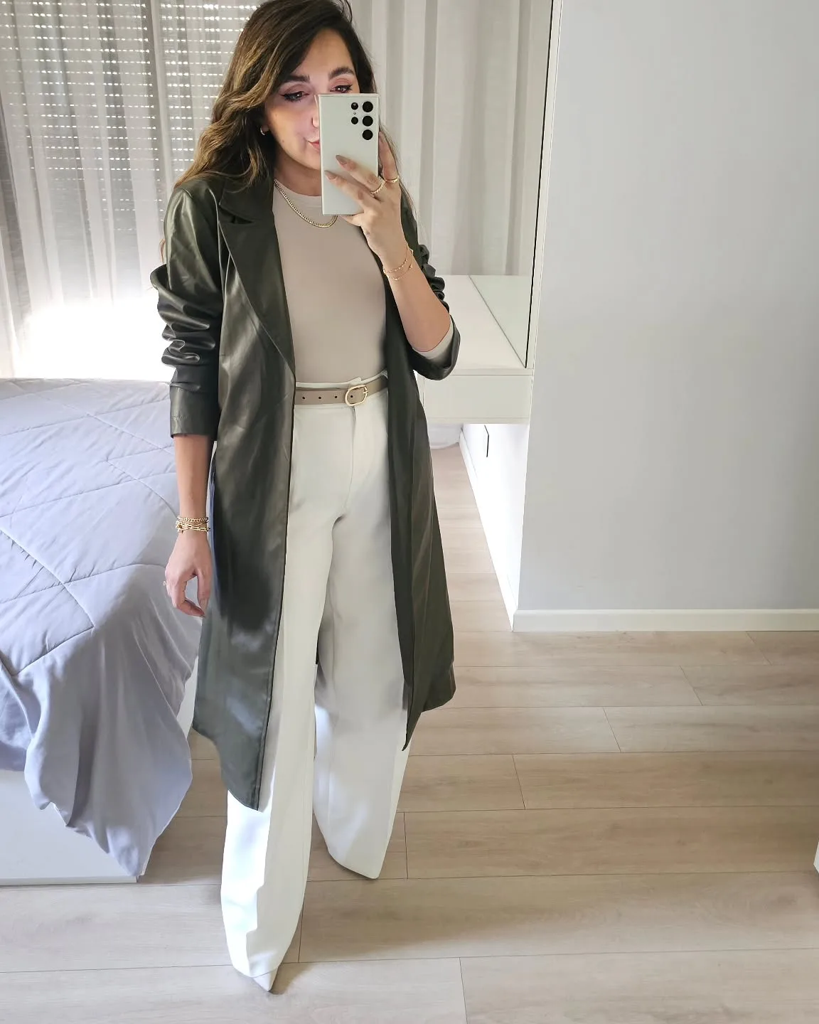 Trendy Round Basic Top view 1