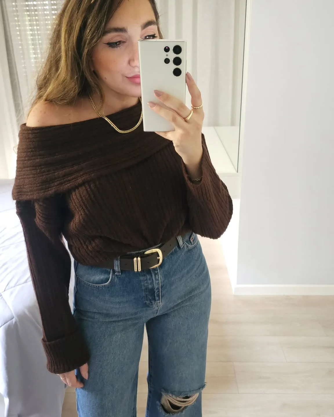 Wide Legs Ripped Jeans view 3