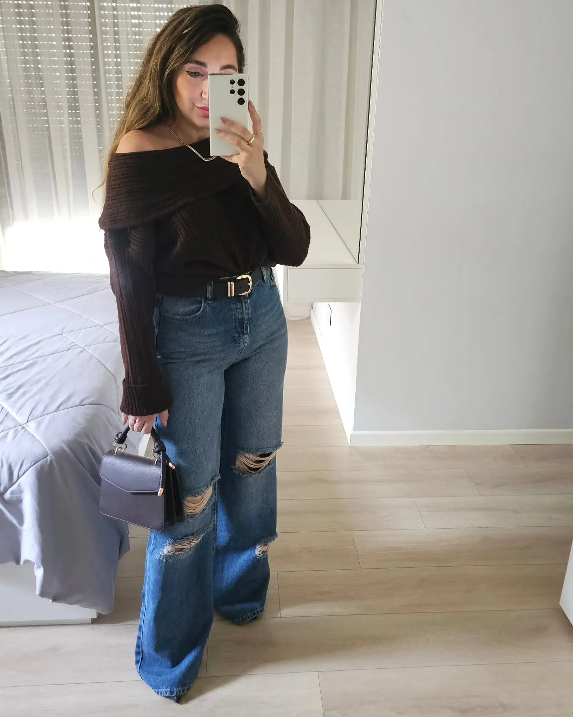 Wide Legs Ripped Jeans view 2