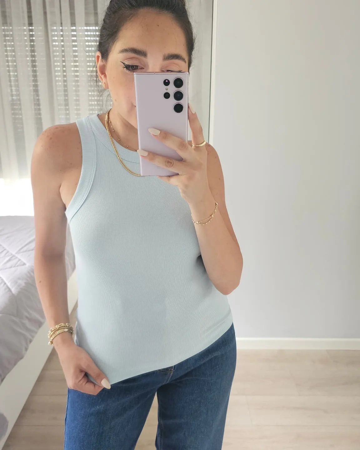 Basic Ishirt view 6