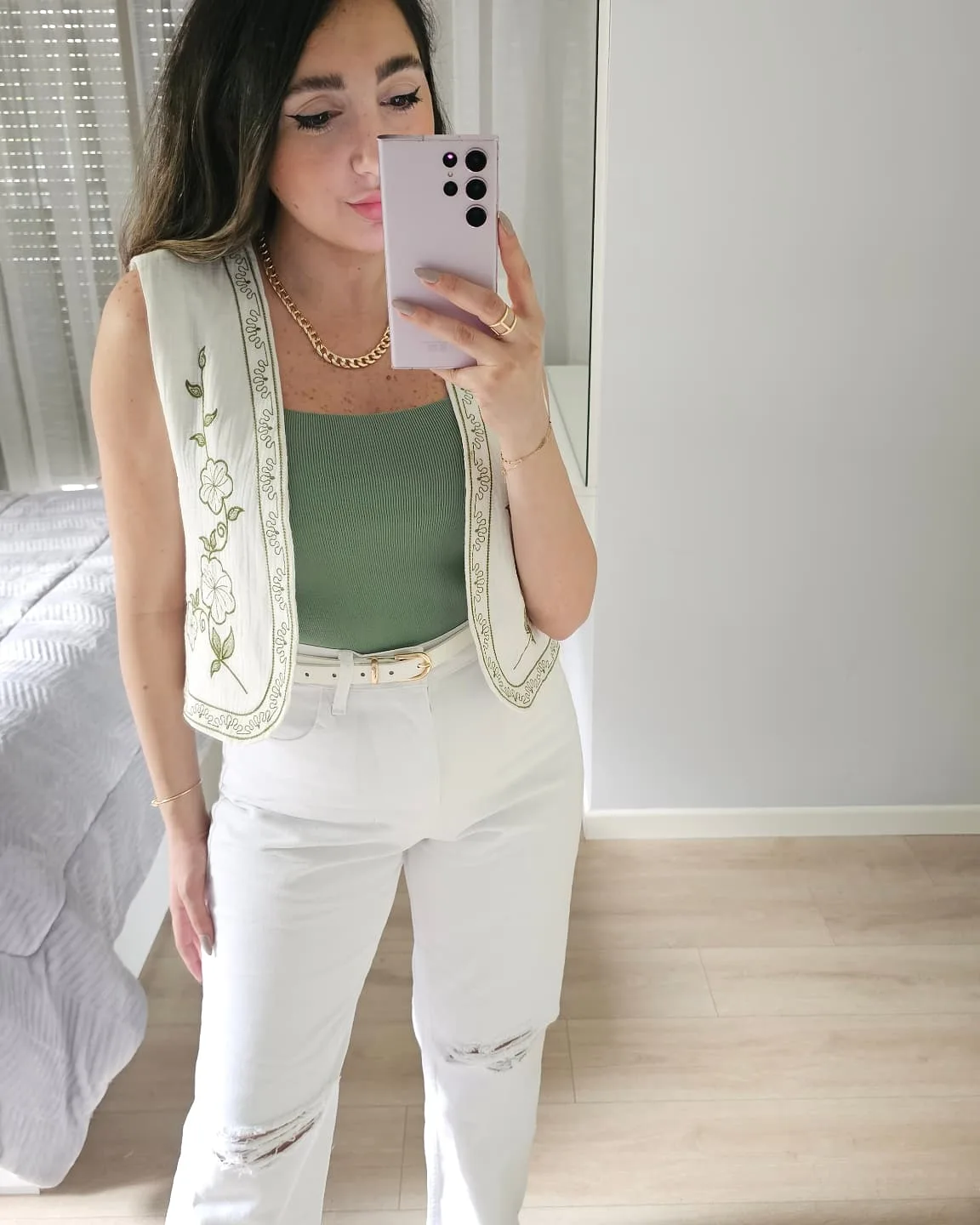 Ripped Wide Legs White Jeans view 2