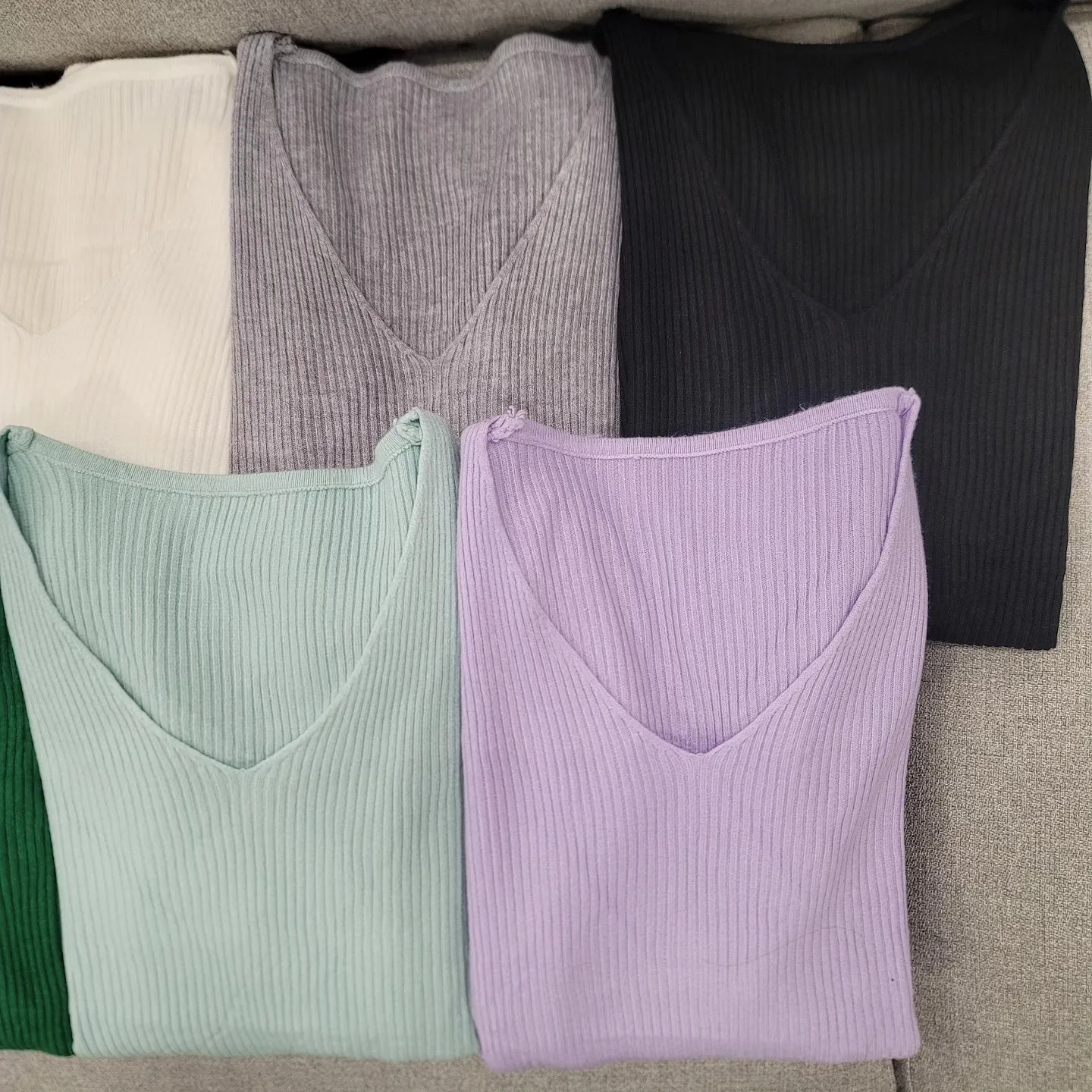 Soft Ribbed Wool Basic V Neck view 7