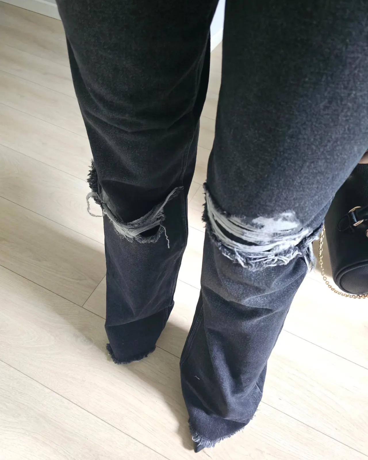 Wide Legs ripped Jeans Black & Blue view 3