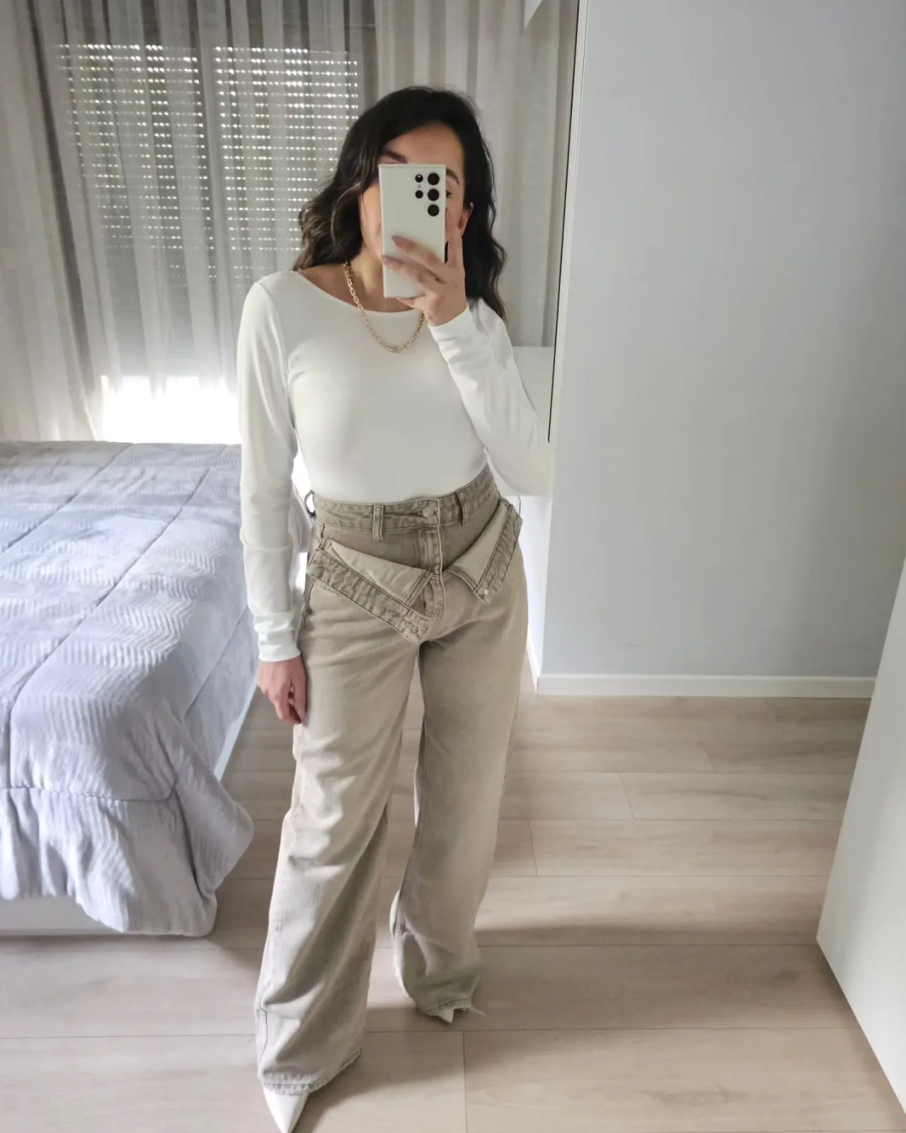 Basic Long Sleeve Top With lower back view 1