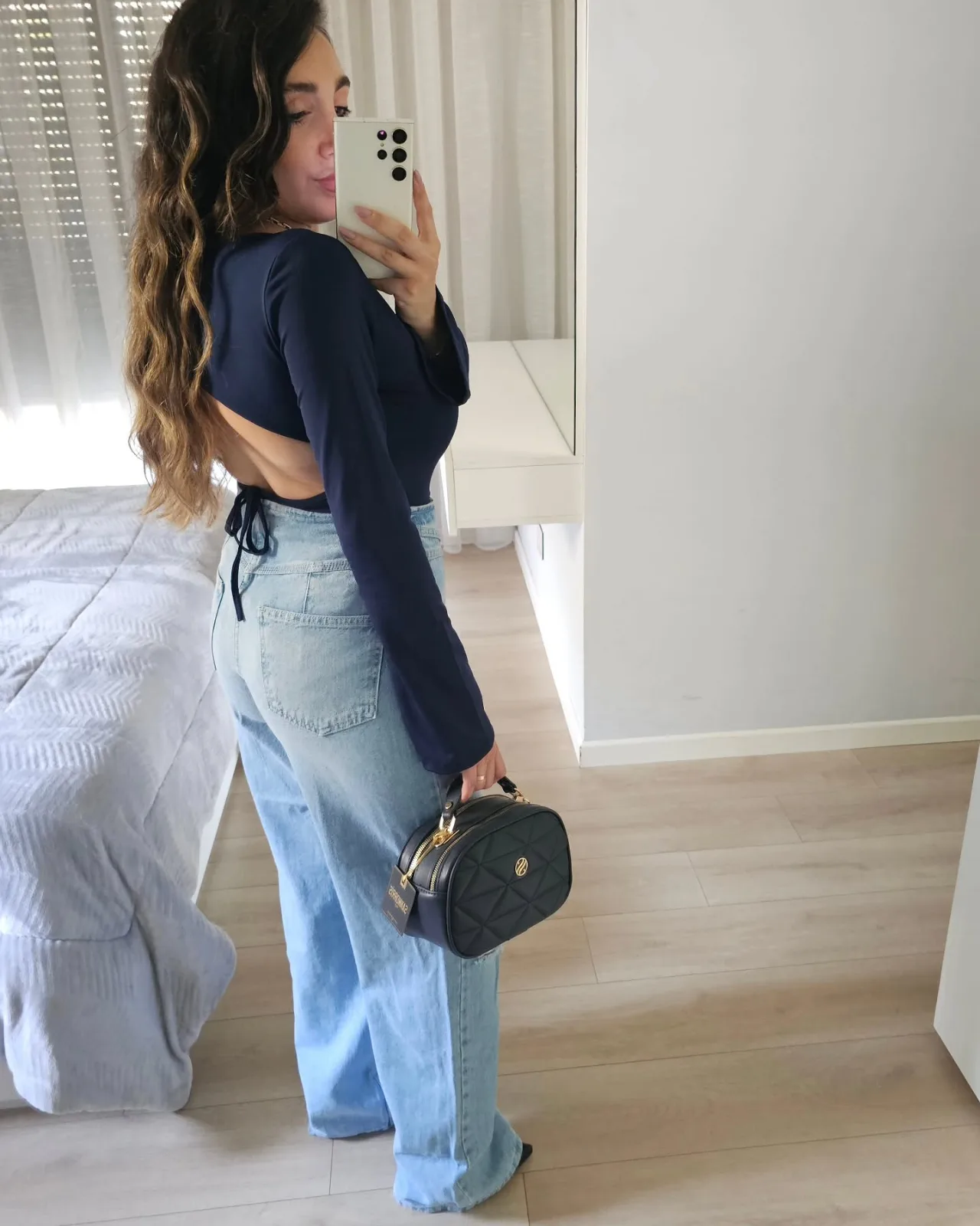 High Rise Wide Legs Detailed Jeans view 3