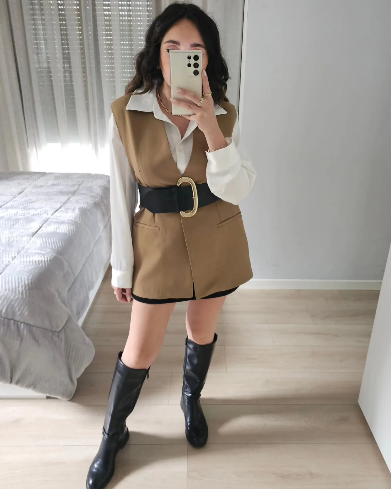 Vest with Large Belt view 7