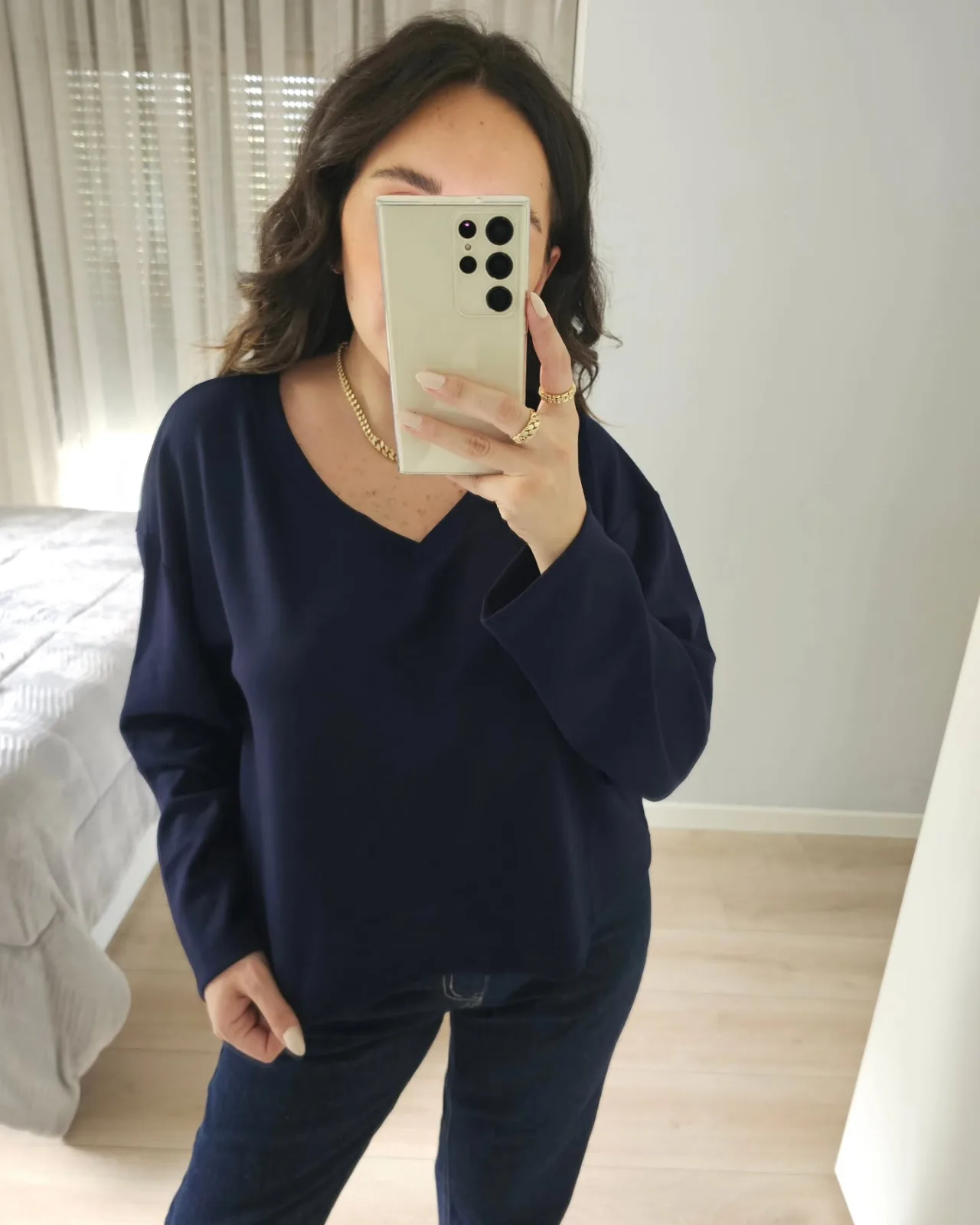 Cropped Long Sleeve Cotton V Neck Tshirt view 5