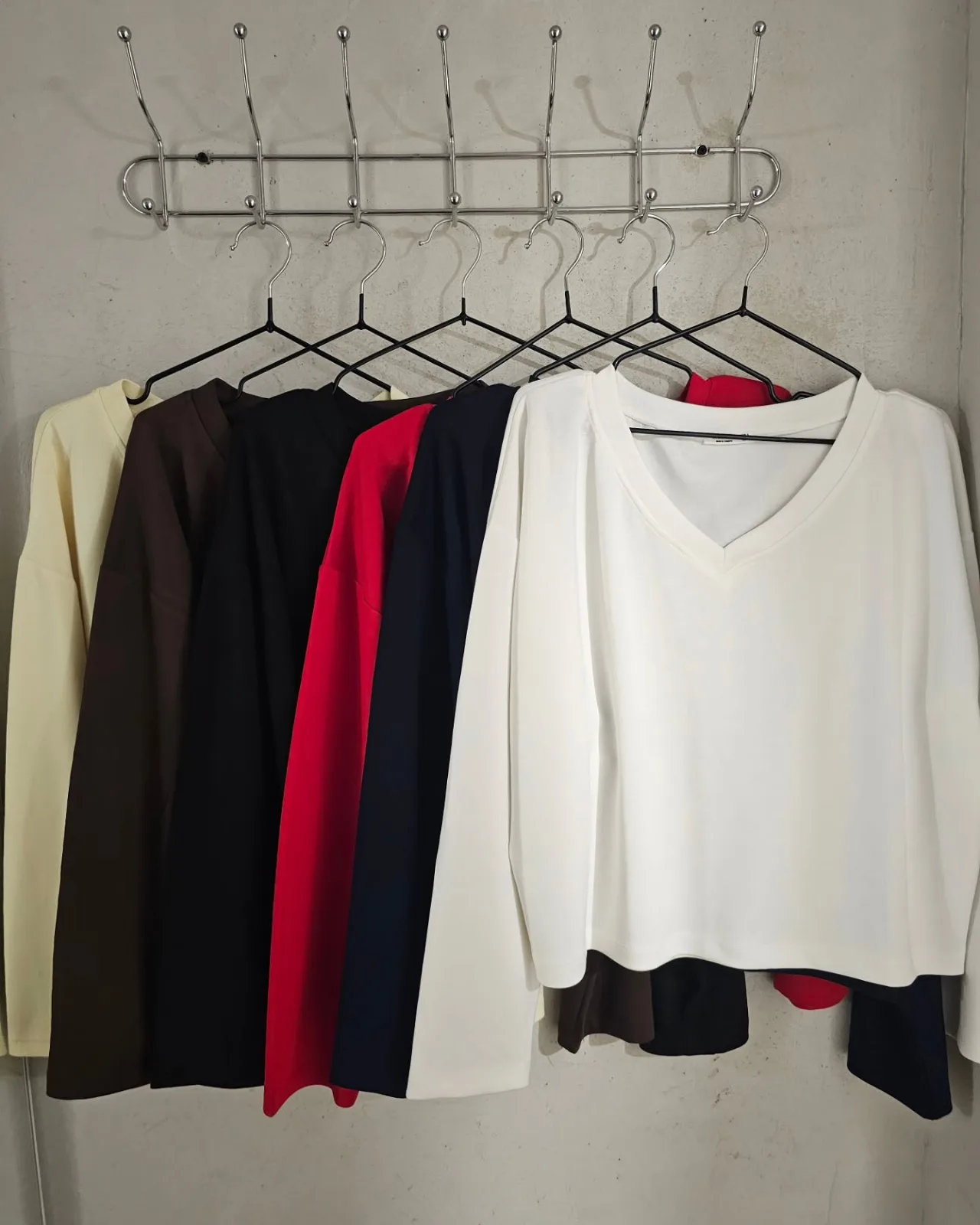 Cropped Long Sleeve Cotton V Neck Tshirt view 2