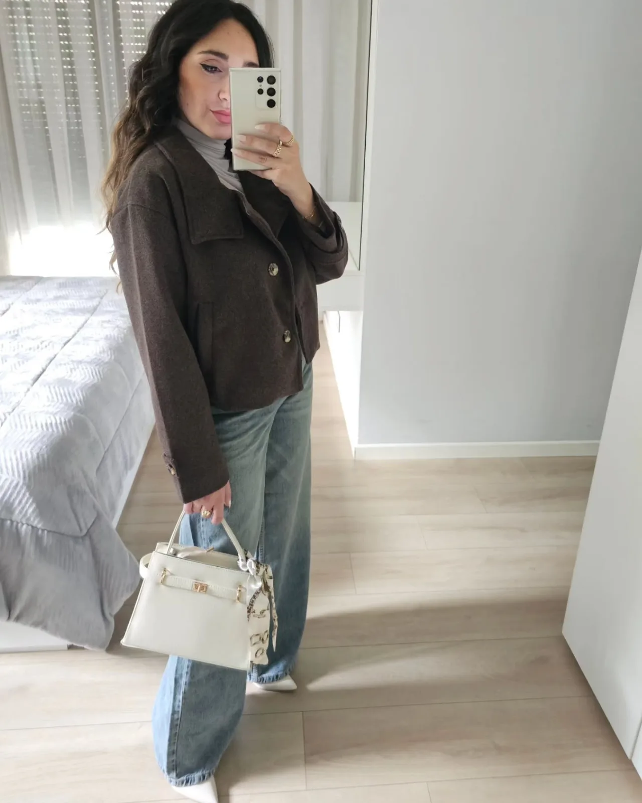 High Collar Cropped Wool Buttoned Jacket view 4
