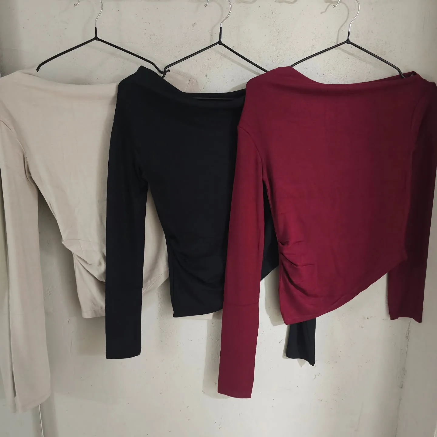 Offshoulder Top view 1