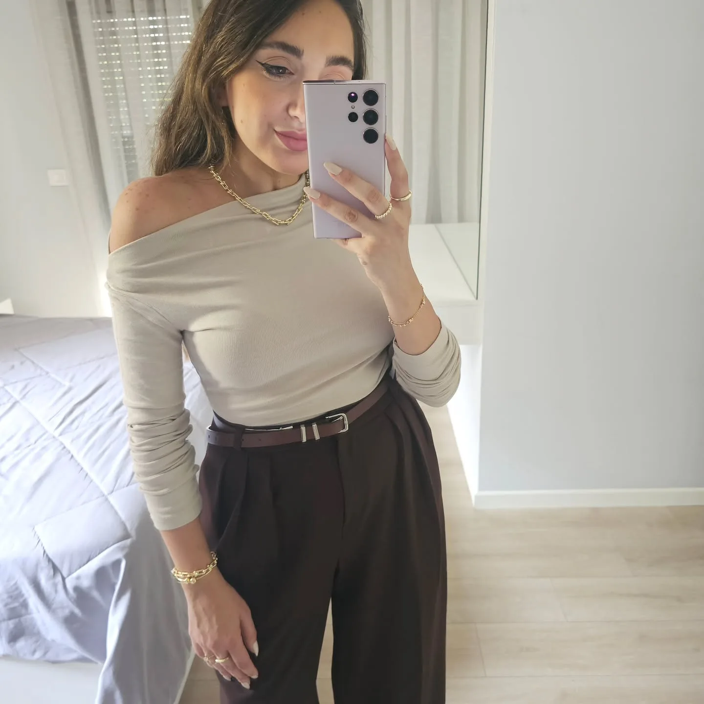 Offshoulder Top