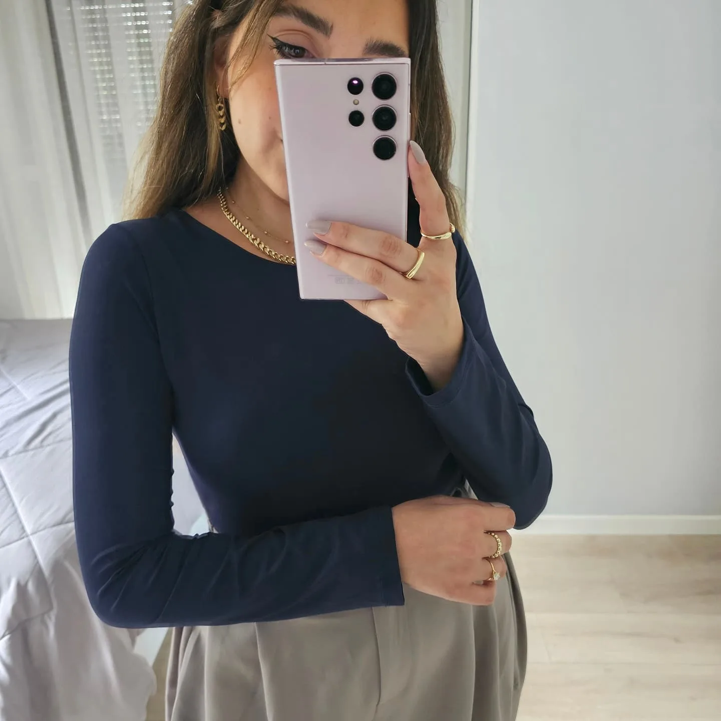 Long Sleeve Round Neck Basic view 3