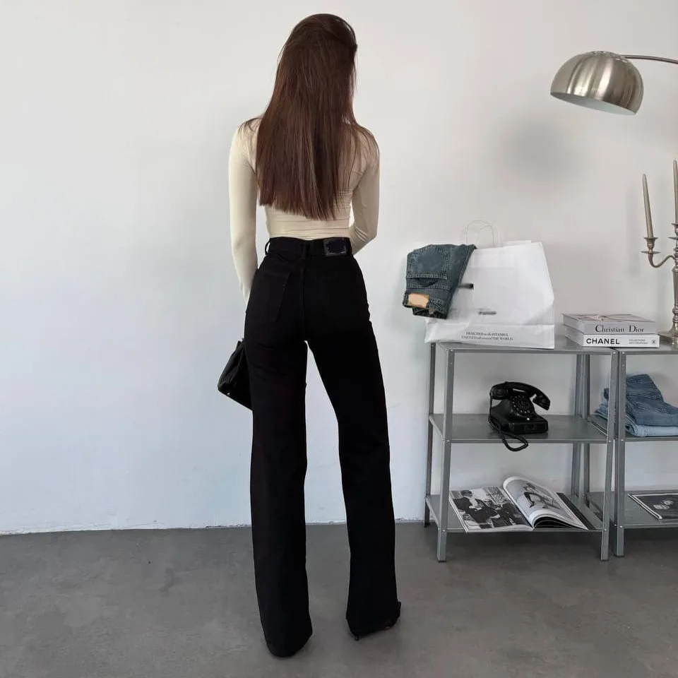 Crossover Waist Wide Legs Jeans view 3