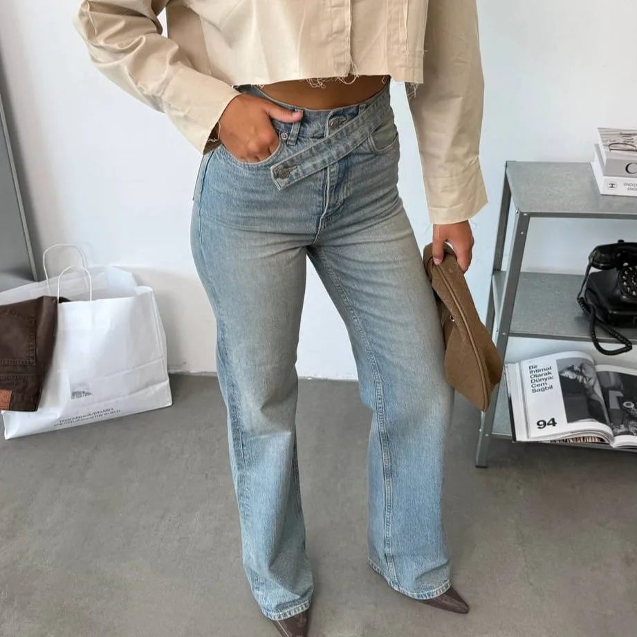 Crossover Waist Wide Legs Jeans view 4
