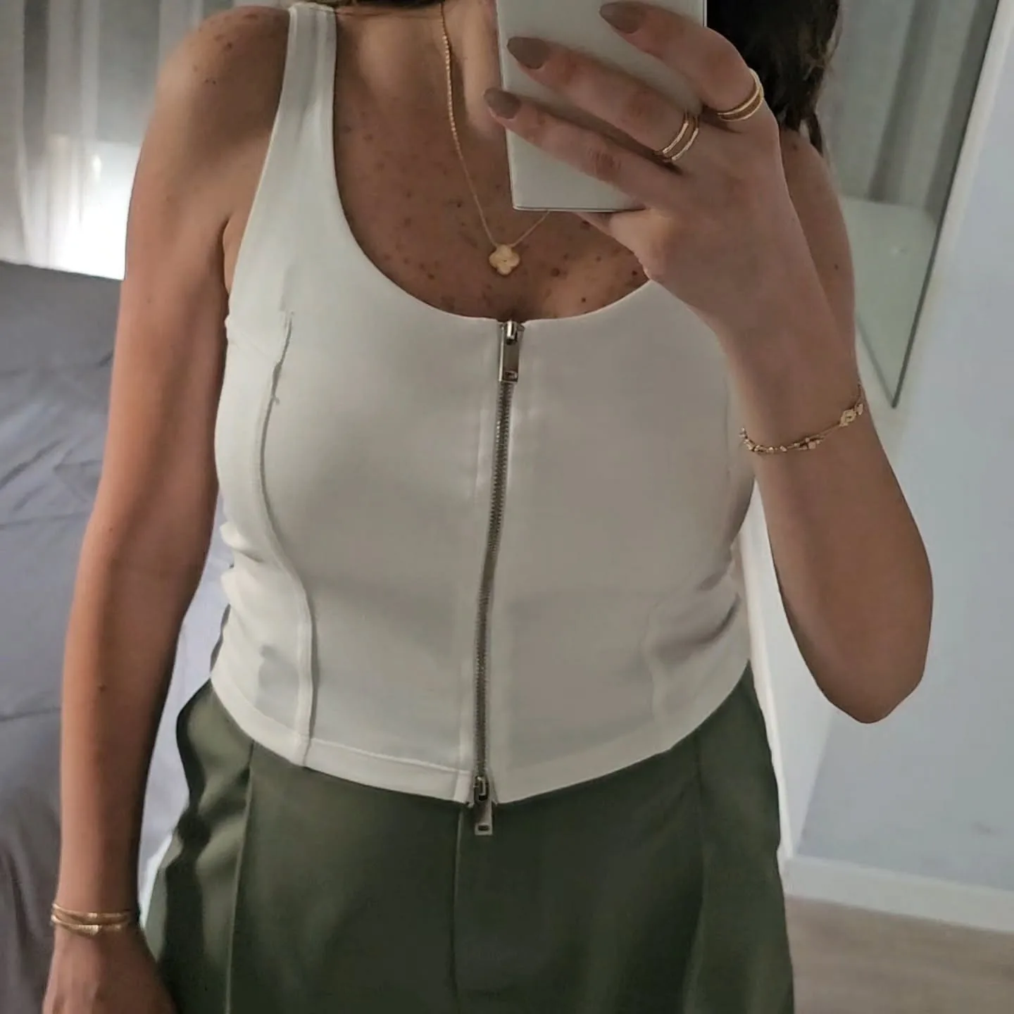 Zipper Cropped Ishirt view 5