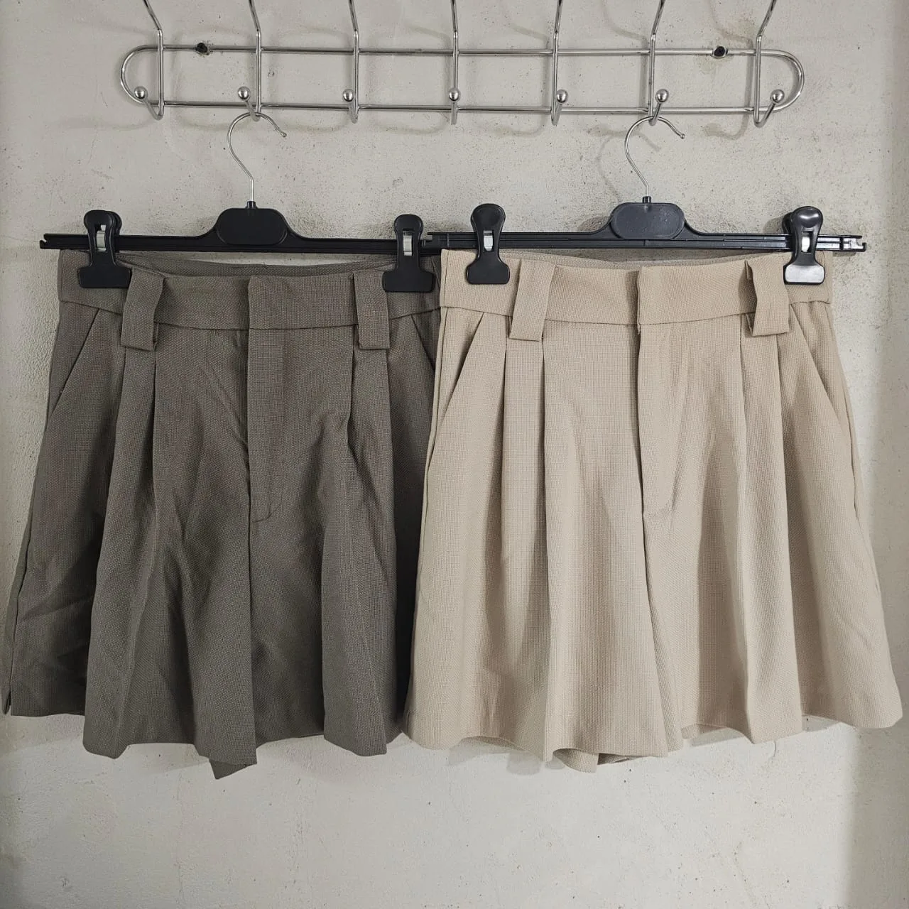 Pleated Shorts view 4
