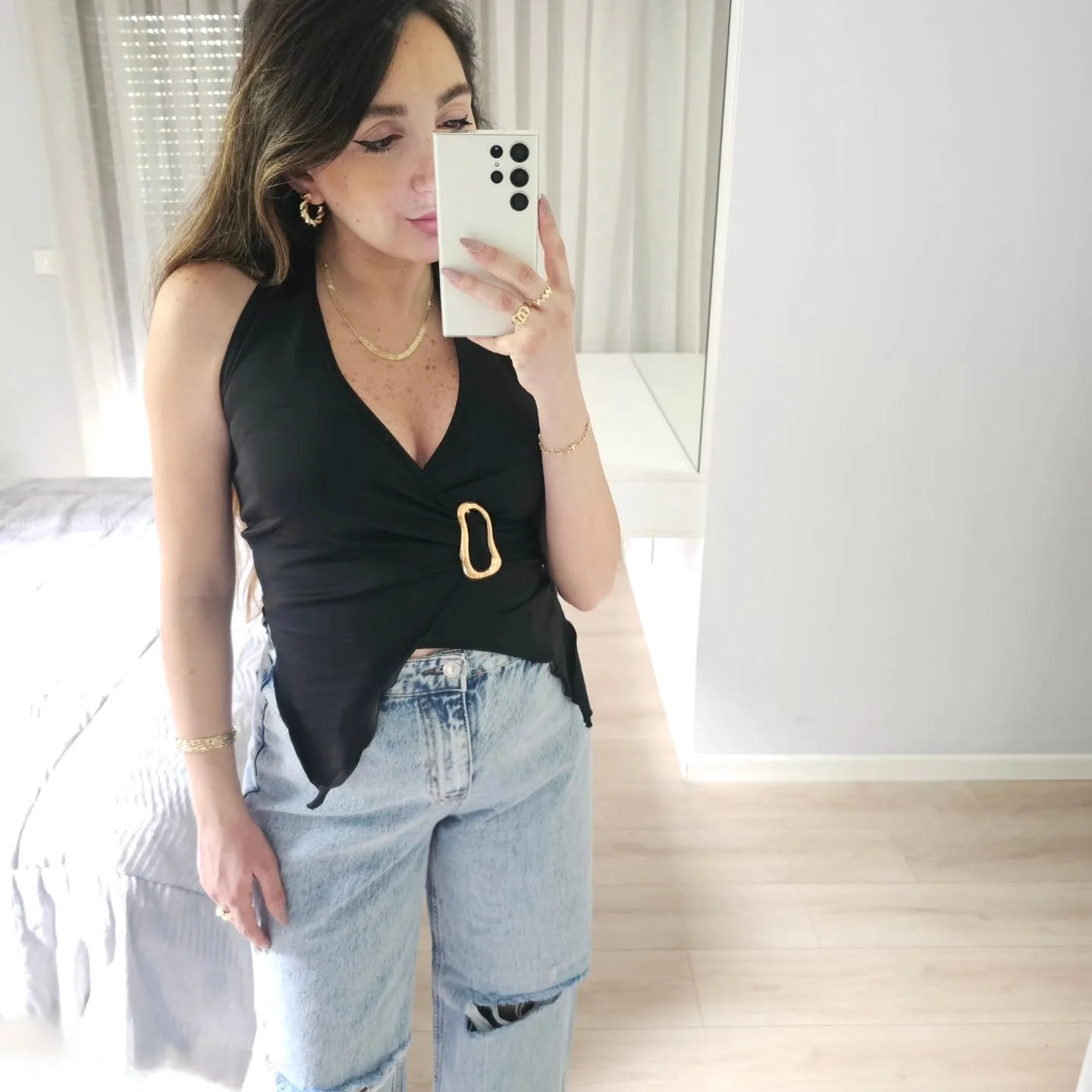 Ripped Knee Wide Legs Jeans view 2