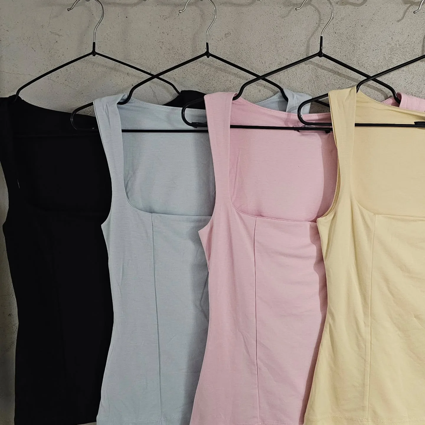 Wide Square Neck Basic Top view 3